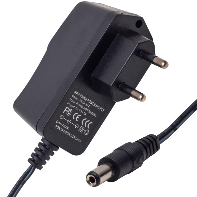 7.5 Volt - 1 Amper 5.5*2.5 Uçlu Pri̇z Ti̇pi̇ Adaptör (4172)