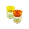 QLUX C-00170 FRESİA ( DESENLİ CAM HAZNELİ ) LİMON SIKACAK ( 425CC ) ( RENKLİ PLASTİK SIKACAK & KULP )*12=K