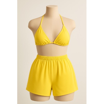 Kadın Sarı Şortlu Belden ve Boyundan Bağlamalı Bikini Takımı – Modern, Konforlu ve Günlük Kombinlere Uygun