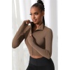 Kadın Kahverengi Uzun Kol Fermuarlı Parmak Geçme Detaylı Dik Yaka Crop Top Bluz