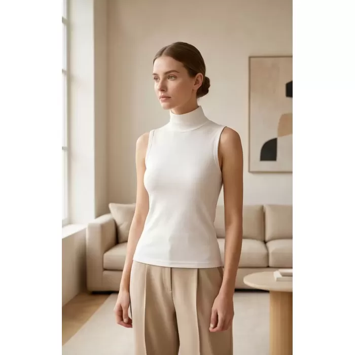 Kadın Beyaz Kolsuz Balıkçı Yaka Basic Bluz