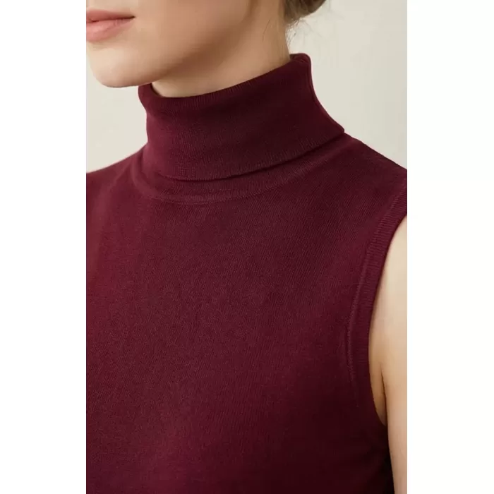 Kadın Bordo Kolsuz Balıkçı Yaka Basic Bluz