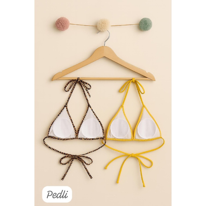 Kadın Leopar Desenli ve Sarı Minimal Kesim Üçgen Bikini Üstü – Modern ve Şık Tasarım