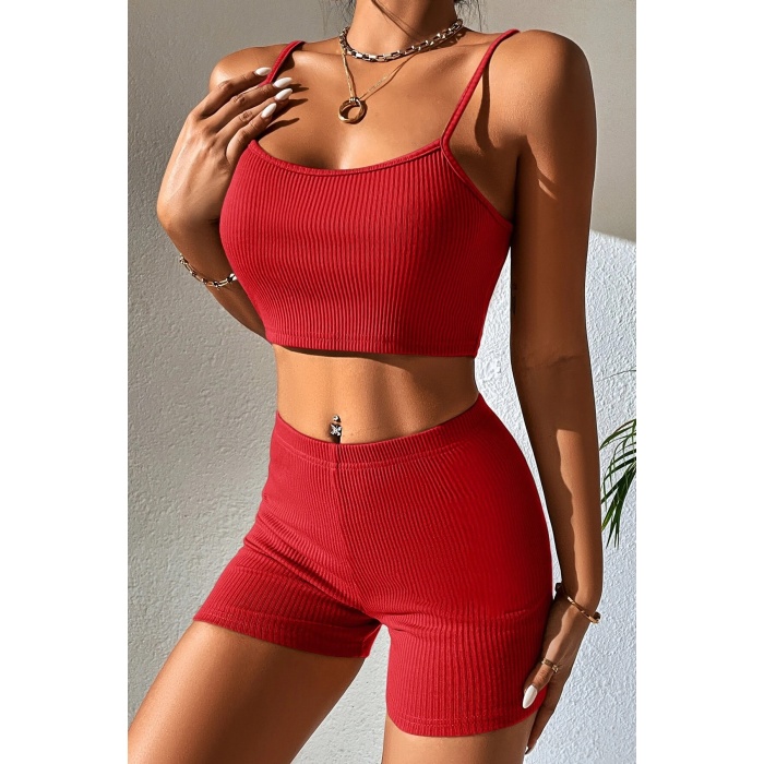 Kadın Kırmızı Şortlu Kaşkorse Gecelik Takım – Modern, Konforlu ve Günlük Kombinlere Uygun