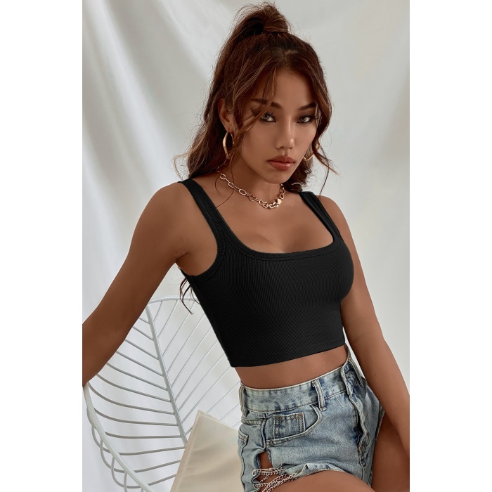 Kadın Siyah Kalın Askılı Crop Top Büstiyer – Modern ve Şık Tasarım