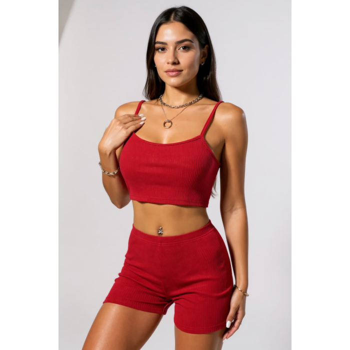 Kadın Kırmızı Şortlu Kaşkorse Gecelik Takım – Modern, Konforlu ve Günlük Kombinlere Uygun