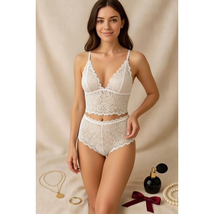 Kadın Beyaz Dantel Bralet Şort Takımı – Romantik ve Zarif İç Giyim