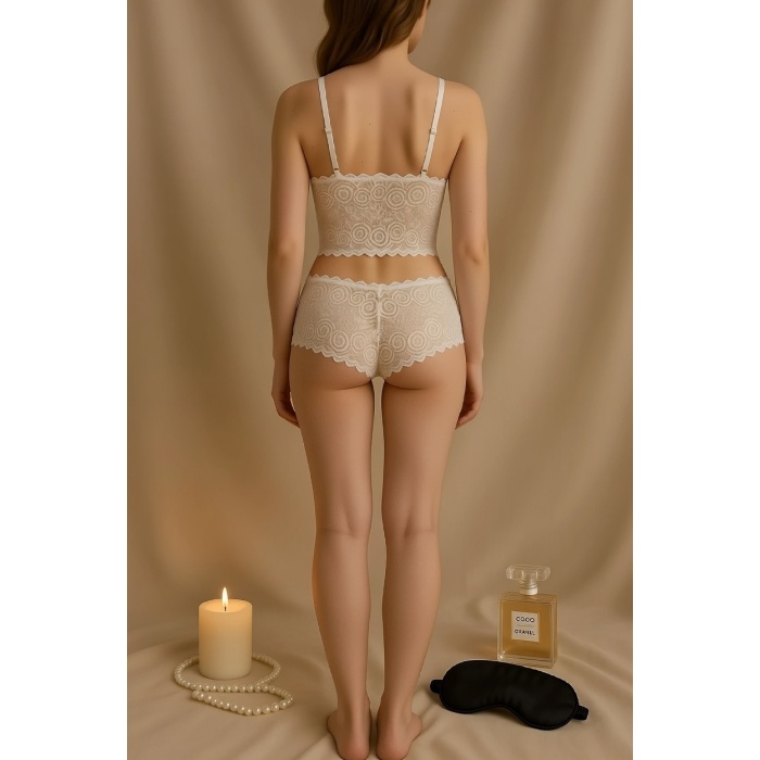 Kadın Beyaz Dantel Bralet Şort Takımı – Romantik ve Zarif İç Giyim