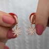 Lucky Life 925 Ayar Gumuss Rose Sallantılı Kutup Yıldızı Lucky Life Lucky Life Kadın Küpe