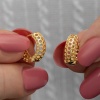 Lucky Life 925 Ayar Gumuss Gold Petek Desenli Halka Lucky Life Lucky Life Kadın Küpe
