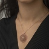 Lucky Life 925 Ayar Gumuss Rose Geometrik Desenli Madalyon Kolye