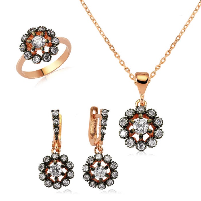 Lucky Life 925 Ayar Gumuss  Elmas Model Çiçek Bayan Set