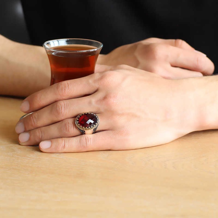 Lucky Life 925 Ayar Gumuss  Kırmızı Zirkon Taşlı Erkek Yüzük