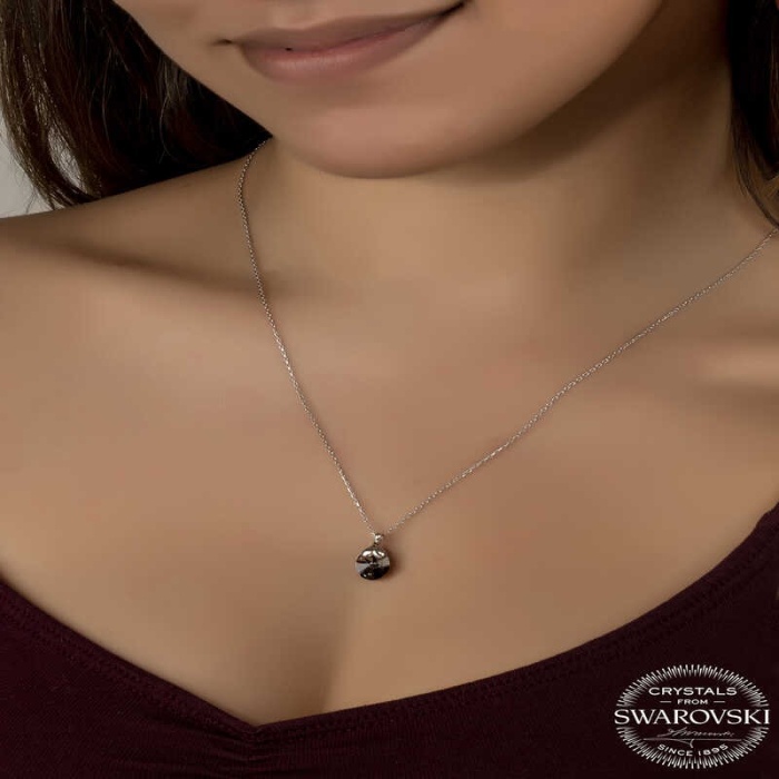Swarovski Crystal Taşlı Oval Lucky Life 925 Ayar Gumuss  Lucky Life Lucky Life Lucky Life Kadın Kolye