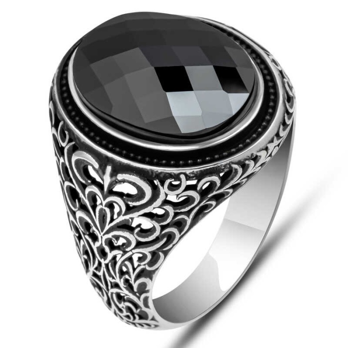 Lucky Life 925 Ayar Gumuss  Siyah Zirkon Taşlı Oval Erkek Yüzük