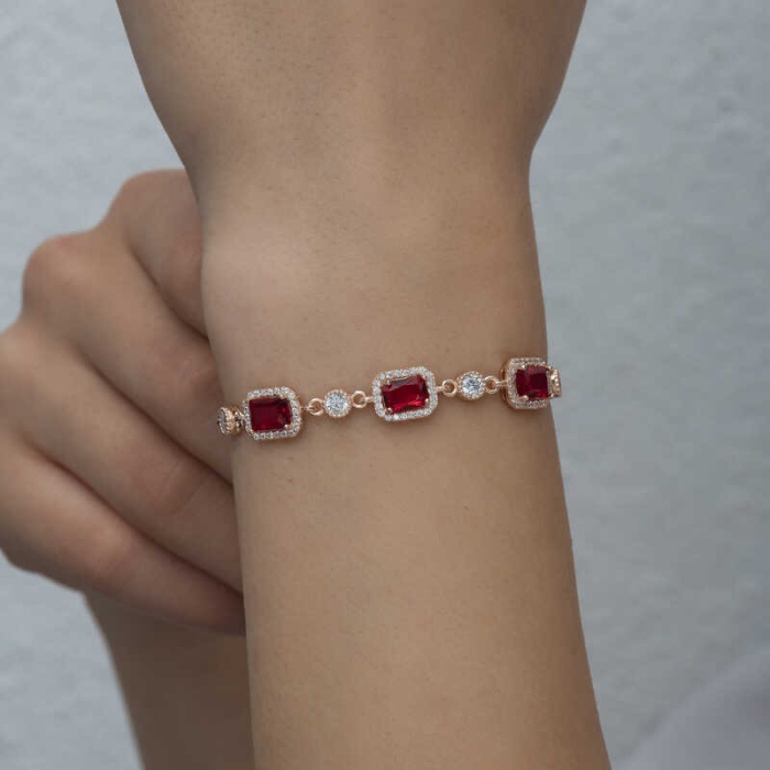Lucky Life 925 Ayar Gumuss Rose Baget Kırmızı Taşlı Lucky Life Lucky Life Kadın Bileklik