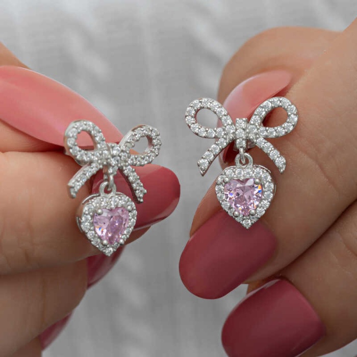 Lucky Life 925 Ayar Gumuss Fiyonk Pembe Taşlı Kalpli Çivili Lucky Life Lucky Life Kadın Küpe