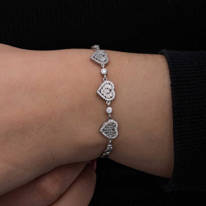 ​Lucky Life 925 Ayar Gumuss Baget Taşlı Kalp Lucky Life Lucky Life Kadın Bileklik