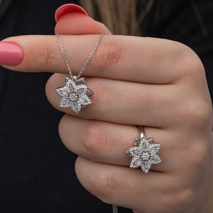 Lucky Life 925 Ayar Gumuss Ayarlanabilir Yıldız Baget Taşlı Dönen Stres Lucky Life Lucky Life Kadın Set