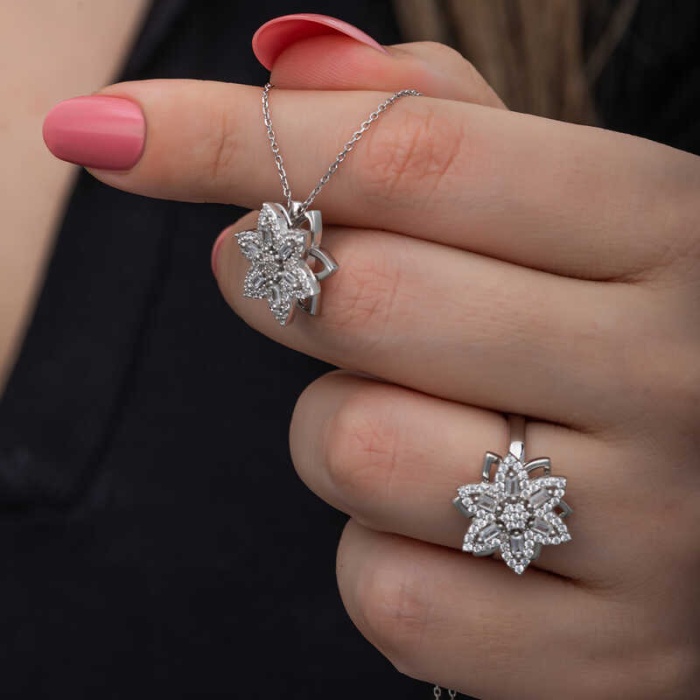 Lucky Life 925 Ayar Gumuss Ayarlanabilir Yıldız Baget Taşlı Dönen Stres Lucky Life Lucky Life Kadın Set