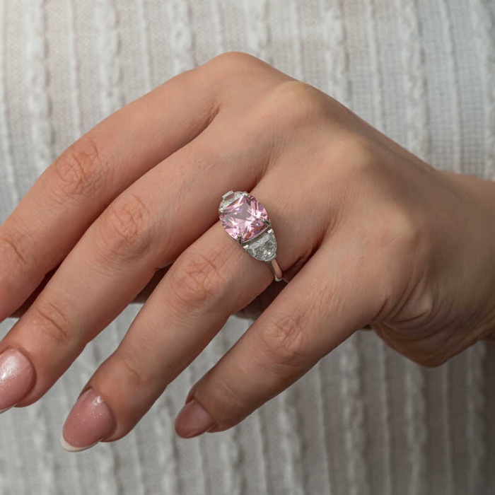 Lucky Life Gümüş Pembe Zirkon Taşlı Kadın Yüzük