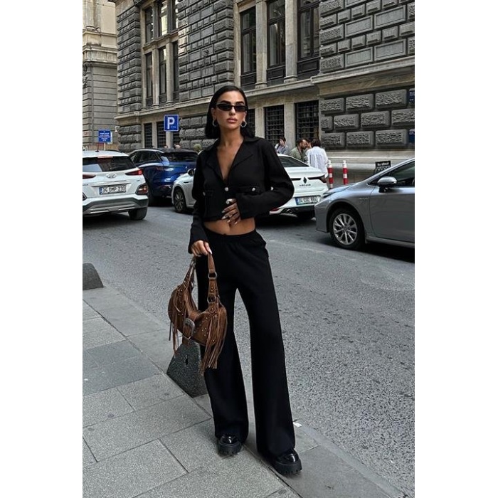 Nancy Kruveze Yaka Crop Takım  - 