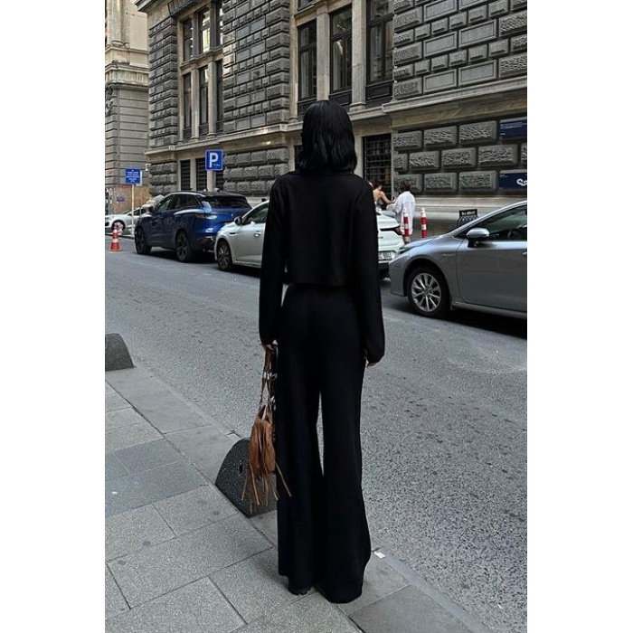 Nancy Kruveze Yaka Crop Takım  - 
