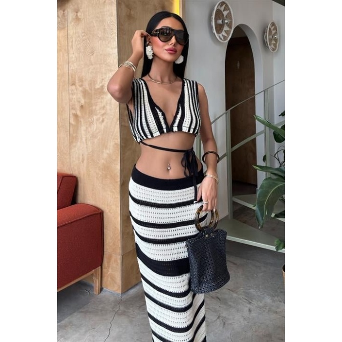 Çizgili Bikini Üst Ve Etek Lucky Life Kadın Triko Takım 