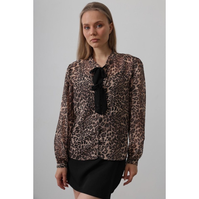 Fiyonk Detaylı Leopar Bluz - Leopar