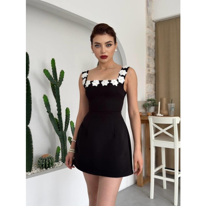 Lucky Life Kadın Çiçek Detaylı Elbise