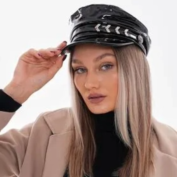 Rugan Deri Siyah Kasket Şapka