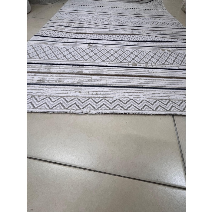 Halı Derin Desen Kesmelik 100x400