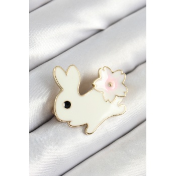 Mineli Çiçek Detaylı Krem Tavşan Figürlü Gold Renk Kadın Broş
