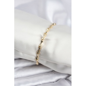 Pirinç Gold Renk VIP Seri İnce Kemik Model Zirkon Taşlı Kadın Bileklik