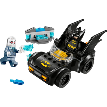 DC : ve Batmobile, Mr. Freeze’e Karşı Araç Oyun Seti 76301