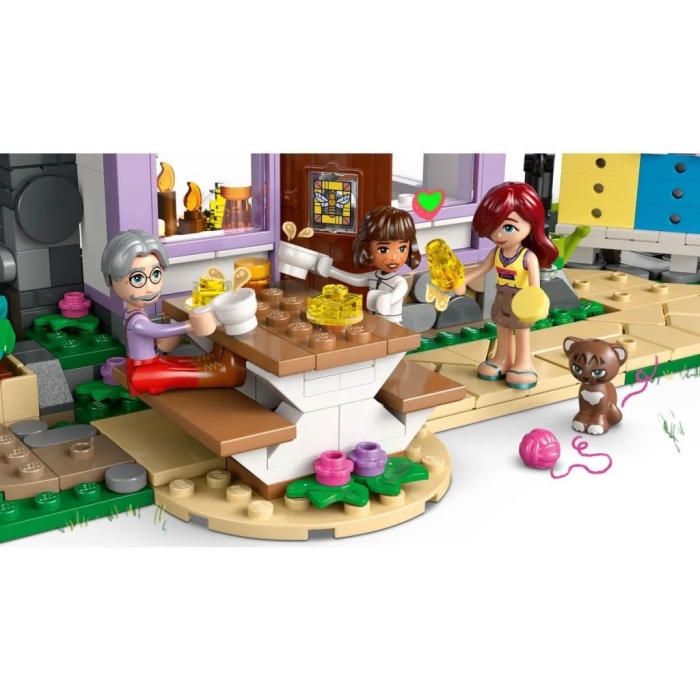 42669 NessiWorld Friends Arıcıların Evi ve Çiçek Bahçesi parça + yaş