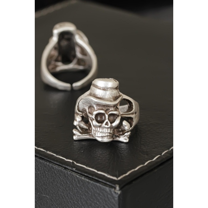 Kuru Kafa Tasarımlı Eskitme Gümüş Renkli Ayarlamalı Model Erkek Yüzük