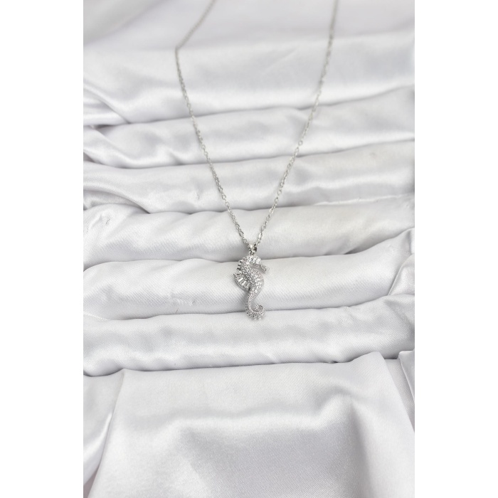 316L Çelik Zincir Gümüş Renk Deniz Atı Model Zirkon Taşlı Kadın Kolye