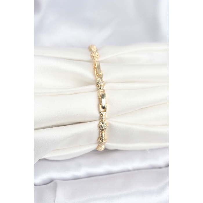 Pirinç Gold Renk VIP Seri Punta Model Zirkon Taşlı Kadın Bileklik