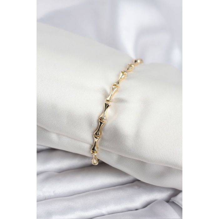 Pirinç Gold Renk VIP Seri İnce Kemik Model Zirkon Taşlı Kadın Bileklik