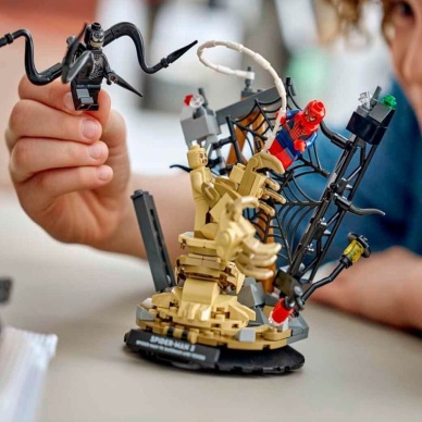 76334 Marvel Efsanevi Savaş: Spider-Man Sandmane karşı 201 parça +9 yaş