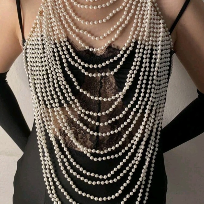 İncili Seksi Vücut Aksesuarı , Şık Bustiyer