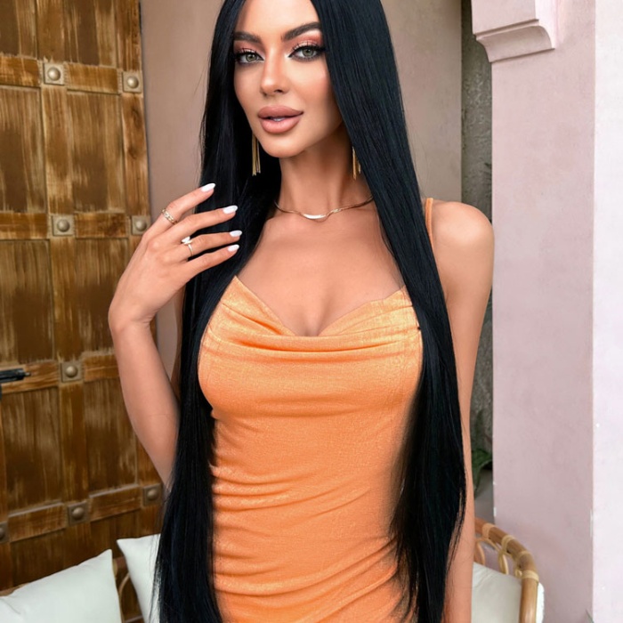 Siyah Ekstra Uzun Boy Tül Peruk