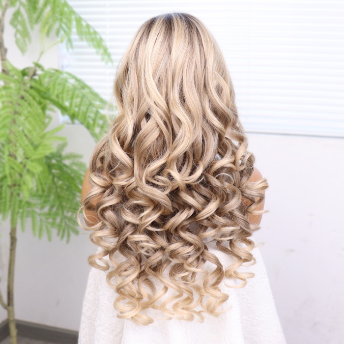 Kumral Platin Ombre Bebek Saçlı Fiber Sentetik Yoğun Dalgalı Tül Peruk