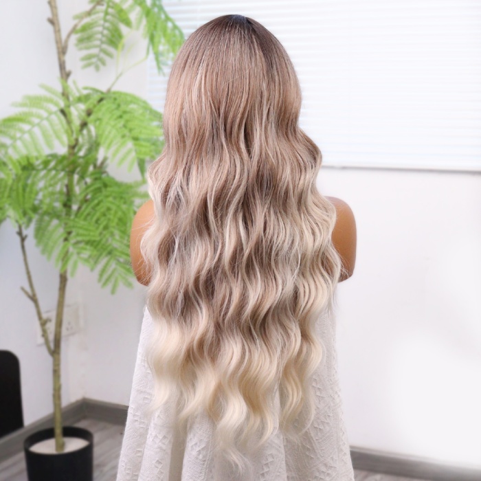 Rus Kumralı Beyaz Platin Işıltılı ve Ombreli Tül Peruk