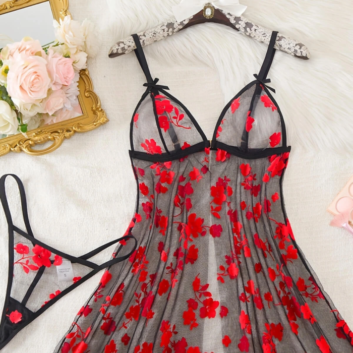 Çiçek Desenli Siyah Transparan Gecelik TM1319