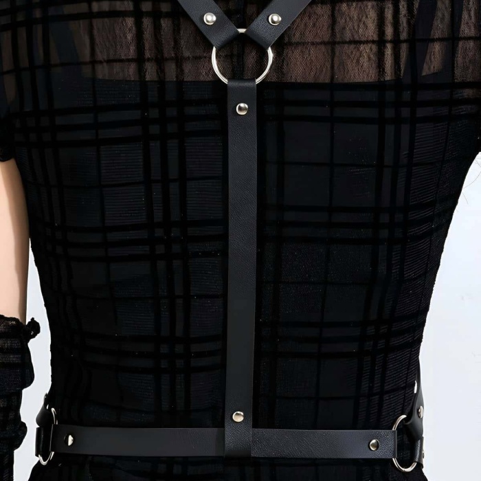 Elbise Üstü Şık Deri Aksesuar - APFT938