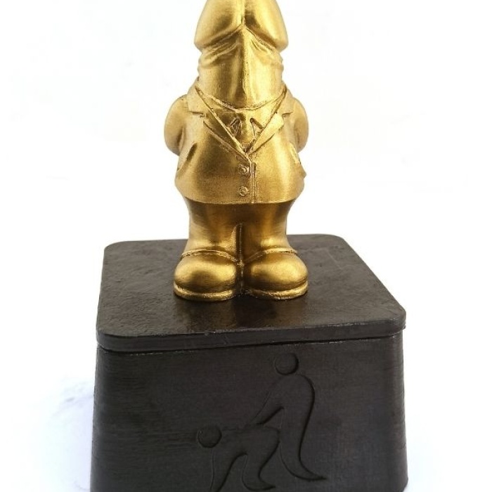 Dick Of The Year – Esprili Masaüstü Ödül Heykeli Model 6