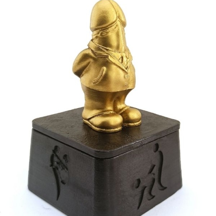 Dick Of The Year – Esprili Masaüstü Ödül Heykeli Model 6