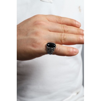 Oval Siyah Oniks Taşlı Otantik Desenli Gümüş Erkek Yüzük